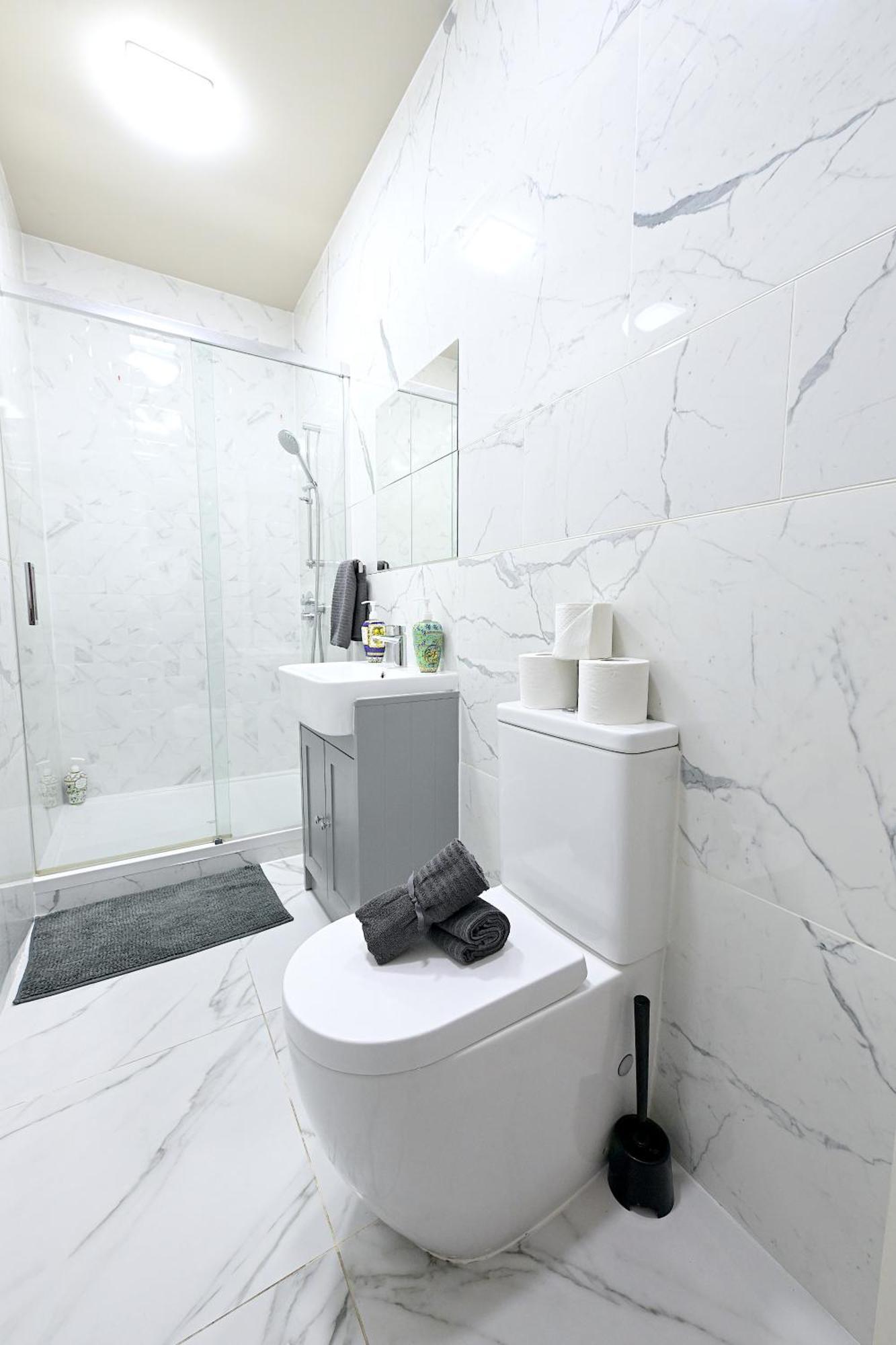 1 Bedroom Flat In Wood Green Piccadilly Line Londra Esterno foto