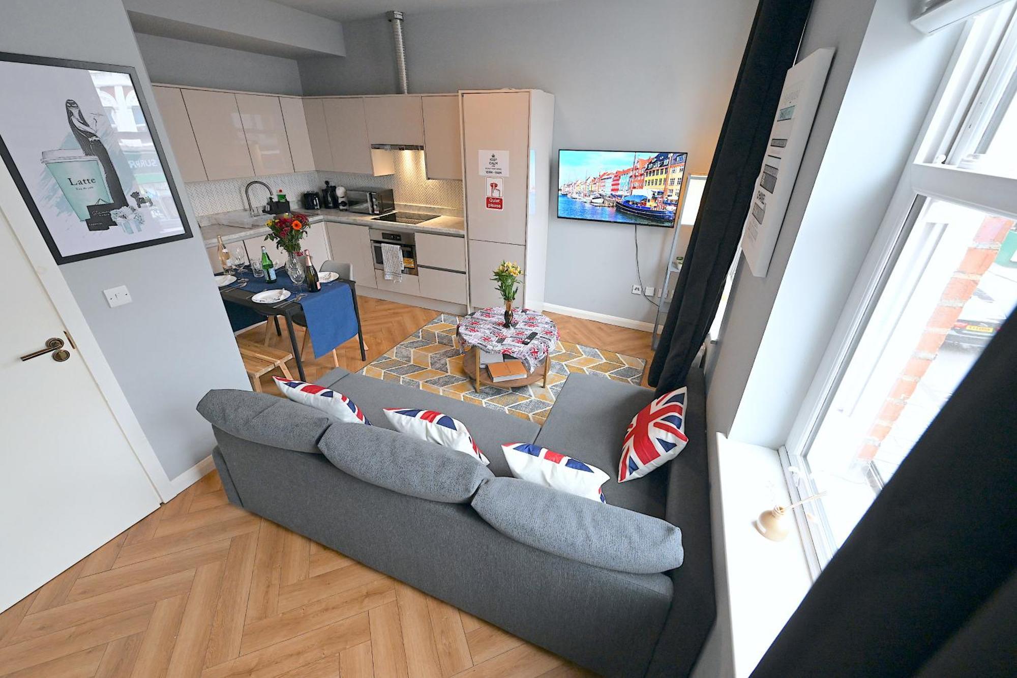 1 Bedroom Flat In Wood Green Piccadilly Line Londra Esterno foto