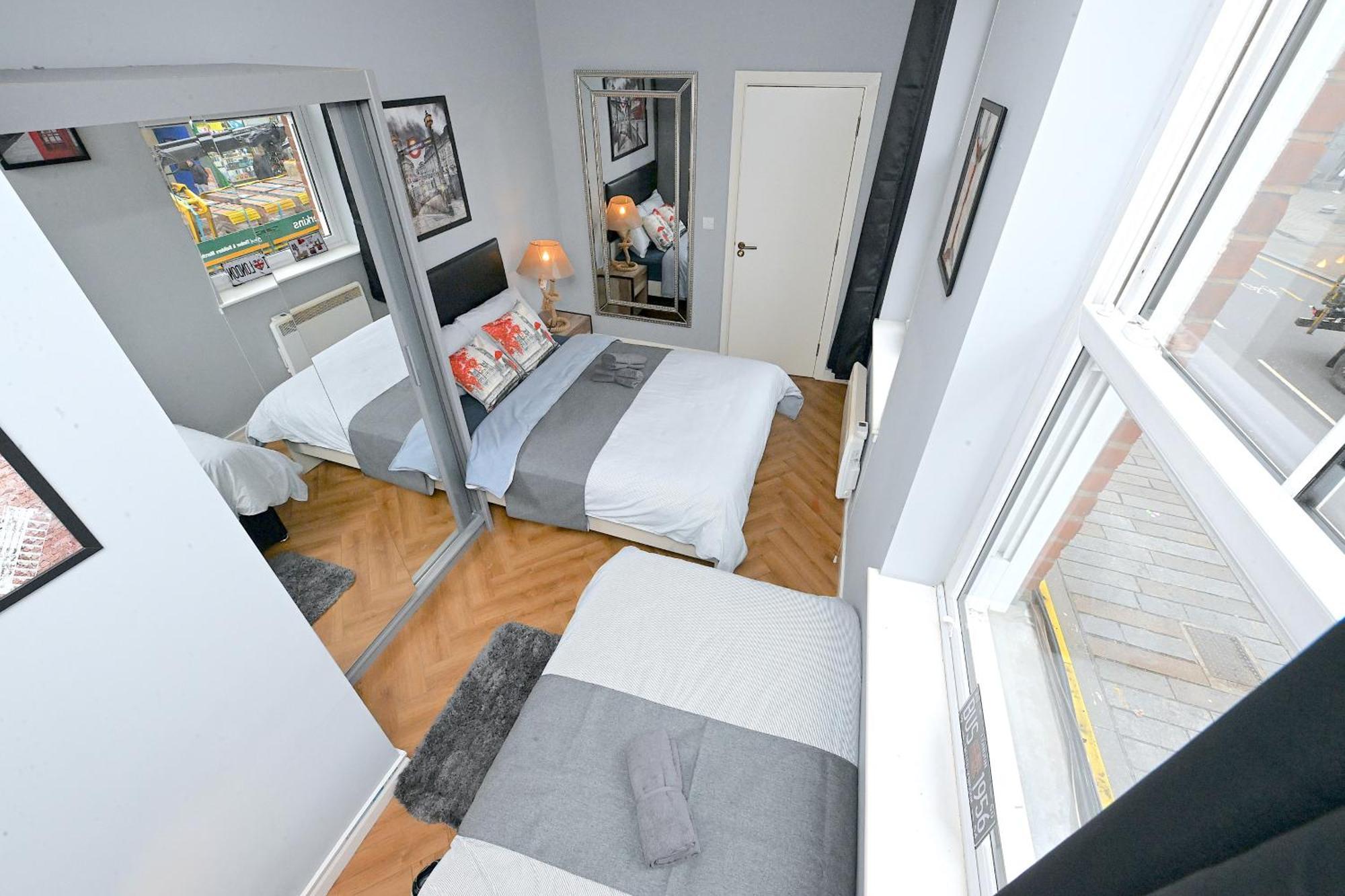 1 Bedroom Flat In Wood Green Piccadilly Line Londra Esterno foto